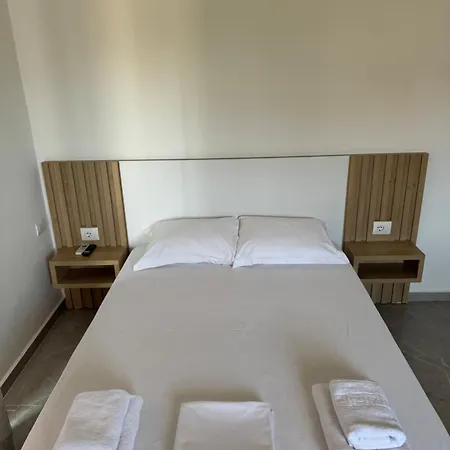 Nardi Oruci * Ksamil