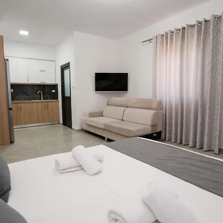 Nardi Oruci Apartment